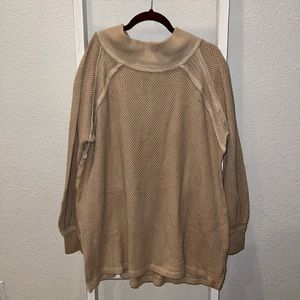 SOLD: Free People Lightweight Crew Sweater | Small | Winter Wheat/Tan